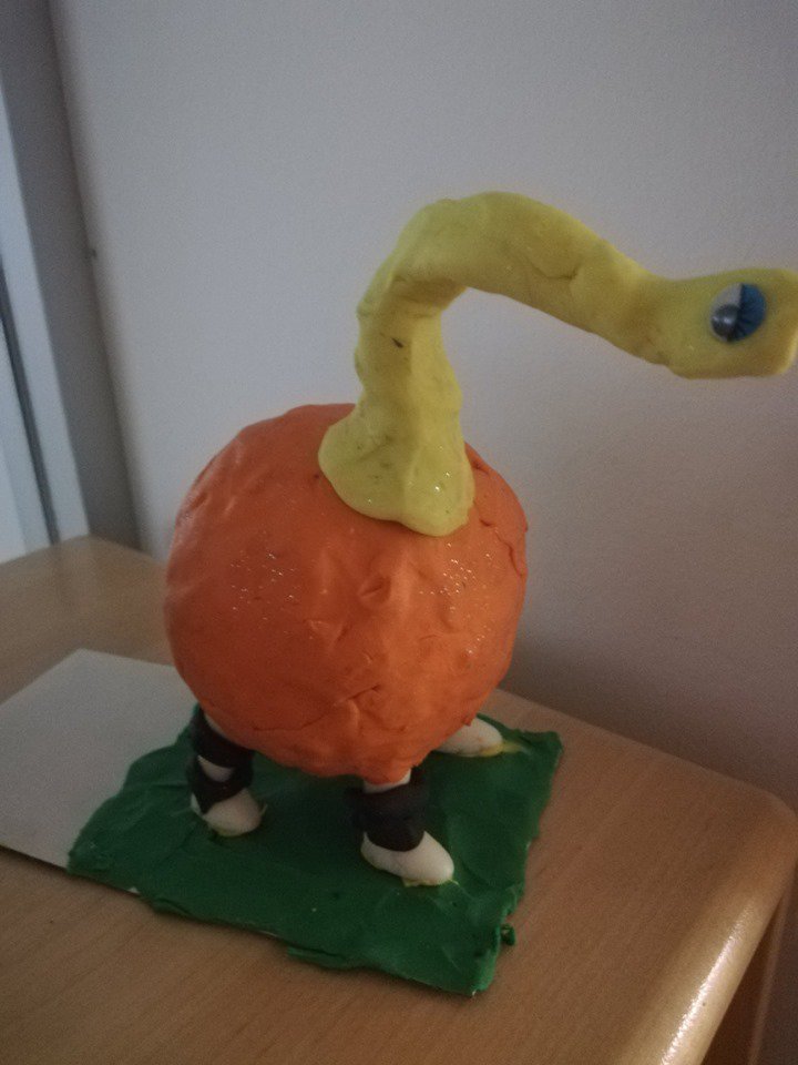 mrplinton's tweet photo. El #DueloDeColes de #OjóPorOjó y @CPG_radio está a tope. ¡Aquí tenéis los animales que han creado los alumnos de @SekCatalunya International School! https://t.co/eKYcUJgHO9 https://t.co/jGOhtQfCMj