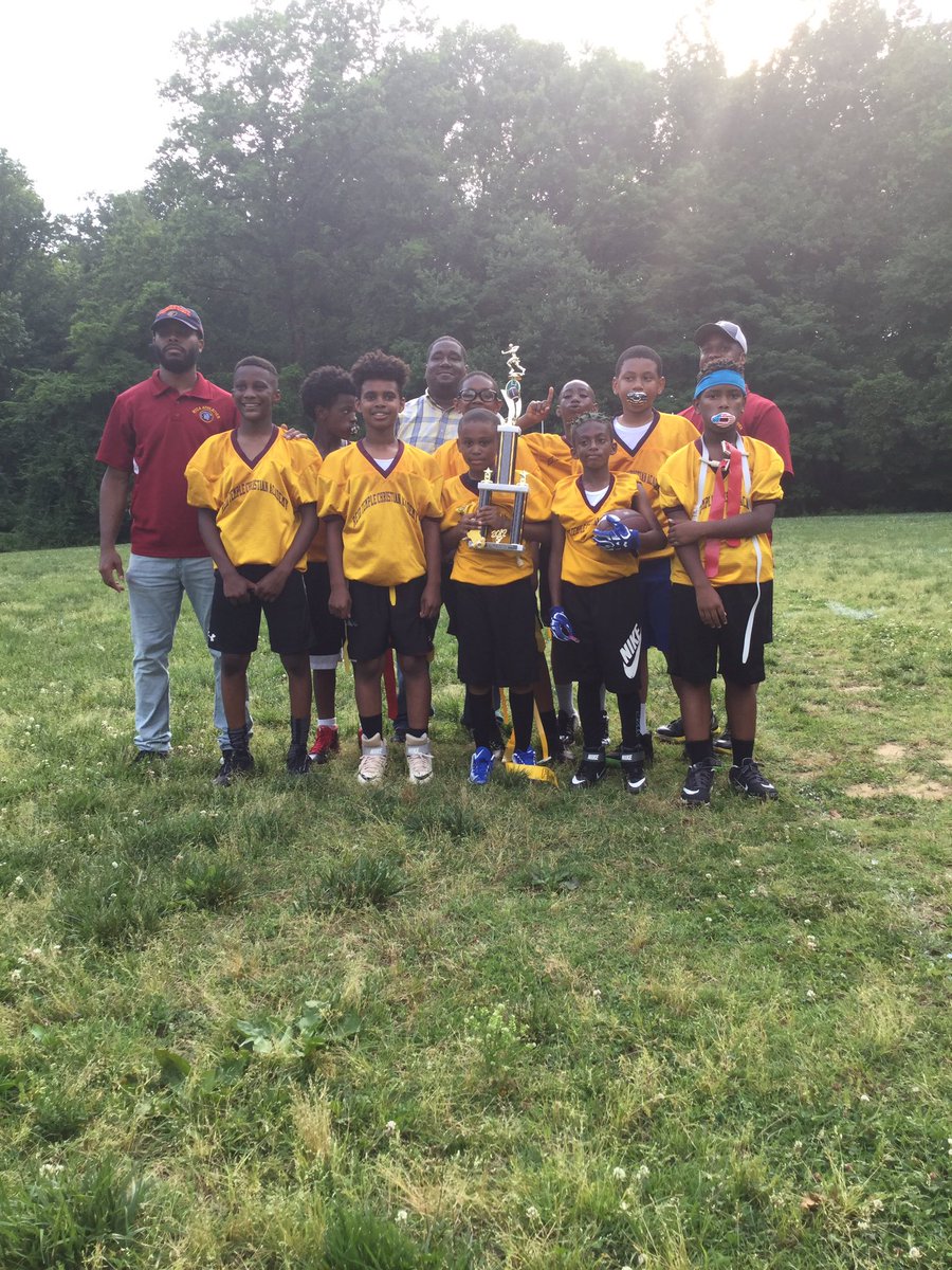 REIDTempAcadmy's tweet photo. Congrats to the ES Flag 🏈 Team!!! Finished the season undefeated 8-0 and won the @GmcacSports 🏆 https://t.co/h3Si8lIW9E