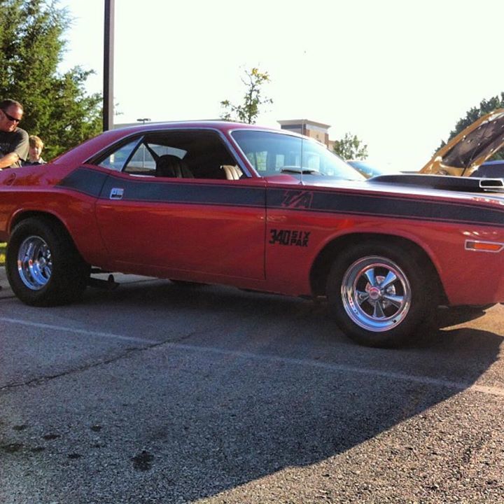 ClassicCarWirin's tweet photo. T/A Thursday #Repost @fuelinjecteddreams
#challenger #dodgechallengerta #1970 #t/a #challengerta #1970challengerta #340 #sixpak #mopar #transam #moparmuscle #dodgeofficial #cars #classiccar #classic #carsofinstagram #americanmuscle #musclecars #classicc… https://t.co/R3azPDkLNX https://t.co/IAyLWaE0rq