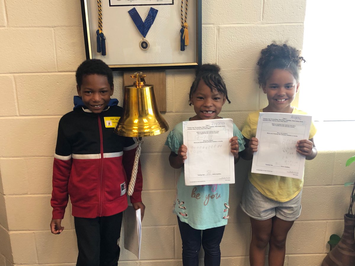 tonyahwilliams's tweet photo. Did a wonderful job on their math assessment! ⁦@wmirvinelem⁩ ⁦@MissBradysClass⁩ #RingTheBell #IrvinIgnites https://t.co/aMko6QX6Oj