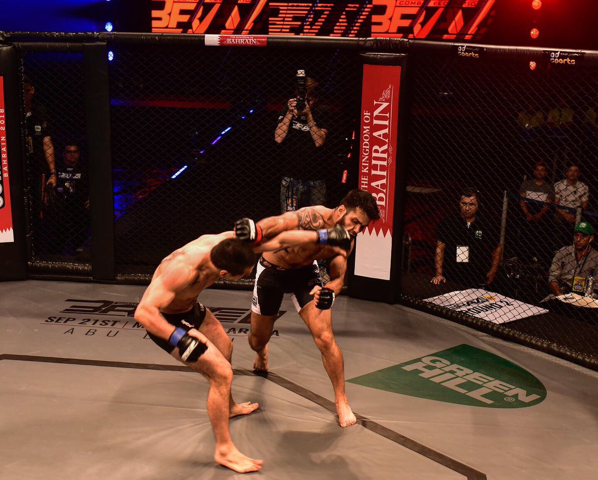 bravemmaf's tweet photo. #Throwback to the only knockout of BRAVE 15. In a night full of submissions in Colombia, @cneto50 knocked out Jaime Cordoba in the very first round.
Who do you want to see inside the BRAVE Arena on BRAVE CF’s return to the country next September?
#BRAVECF15🇨🇴 #MMA #tbt #Brazil https://t.co/wvl1tsCeMB
