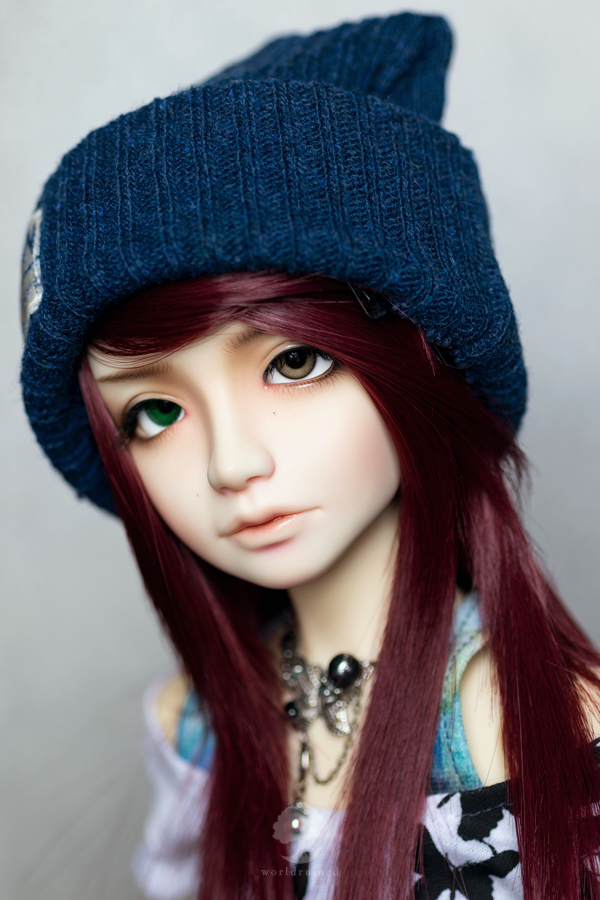 worldruined's tweet image. I really love him!

Jocelyn is a Heart sculpt by #annaqueen; faceup by #annaqueen
hat by @plus_dress 
butterfly shirt by @kyrie666_ 
tank top by @miel_kate_xxx 
butterfly necklace by ??
silver cuff by #basicline

It's hard to find SD10-sized boy clothing, so I use SD13 a lot...