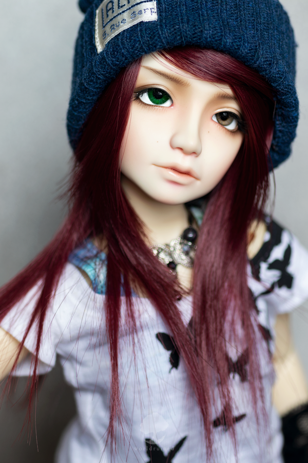 worldruined's tweet image. I really love him!

Jocelyn is a Heart sculpt by #annaqueen; faceup by #annaqueen
hat by @plus_dress 
butterfly shirt by @kyrie666_ 
tank top by @miel_kate_xxx 
butterfly necklace by ??
silver cuff by #basicline

It's hard to find SD10-sized boy clothing, so I use SD13 a lot...