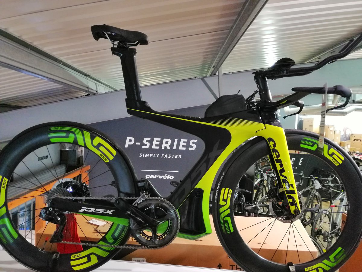 trijon05's tweet photo. There's TT bikes and then there's @cervelo P5X!! This just screams speed 😲 Now where did I leave my credit card 😝 @triuk #simplyfaster https://t.co/yv7xDYJvdc
