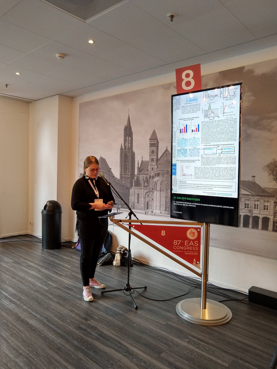 Öörni_Lab tweet media