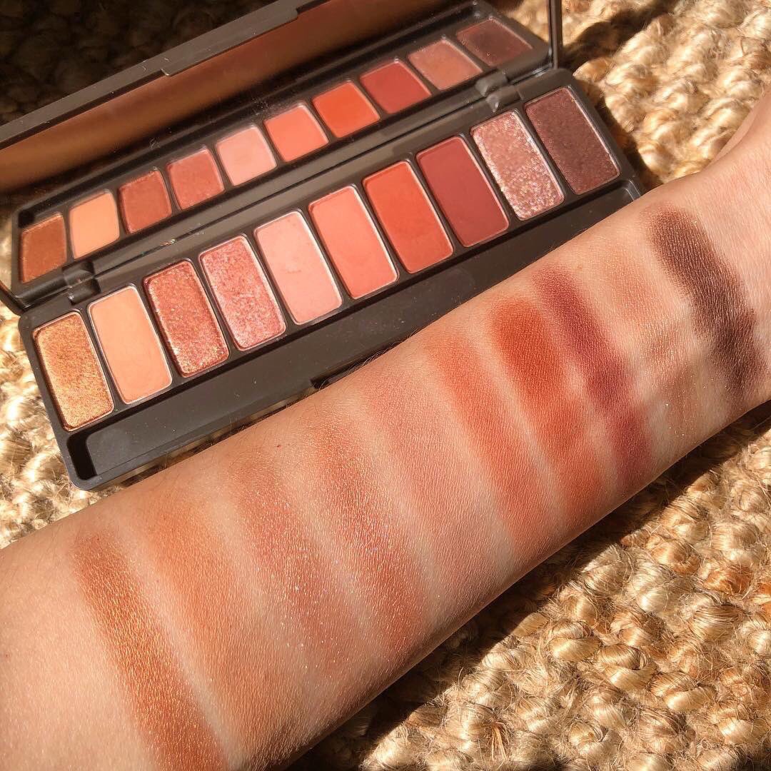 PretzzelReview's tweet photo. แจกก Etude Play Color Eyes Caffeine Holic พาเหรดอายแชโดว์ของ Etude รุ่นนี้สีสวยมากก ทาได้ทั้งวัน ละมุนมาก เกามาก มีมาแจก 1 รางวัล กติกา : รี+ฟอล ประกาศ : 11/06/62 https://t.co/4nHPyoh3uI