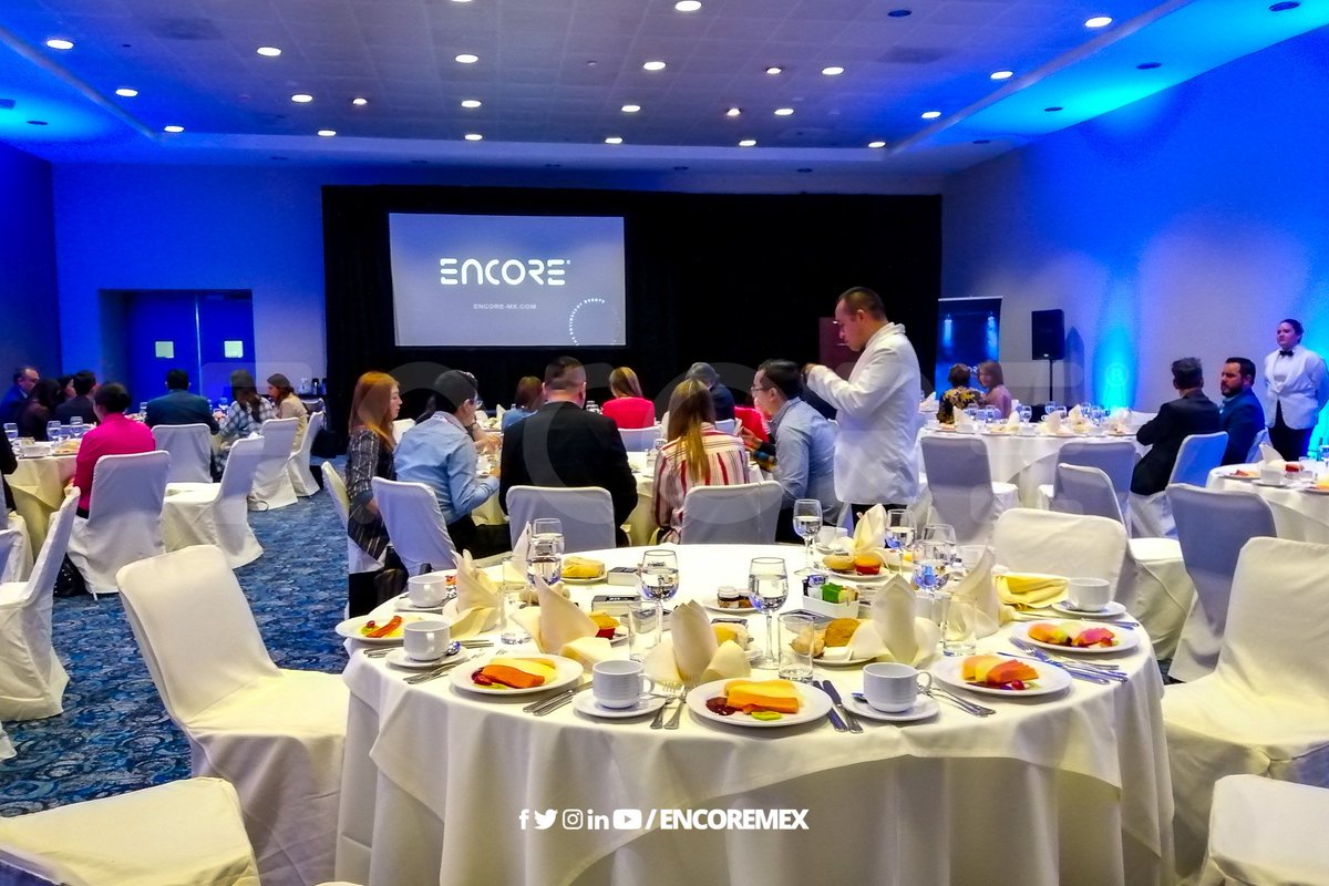 EncoreMex's tweet photo. #EncoreMéxico anfitrión del Hosted Buyers Conference and Breakfast, en el #IBTMAméricas en @CentroCitibnmx. Agradece a los asistentes su participación. @IBTMevents 
#EncoreLíderAudiovisual #SoyIBTMAmericas #SoyEventProf https://t.co/AQ2KgEhOPP