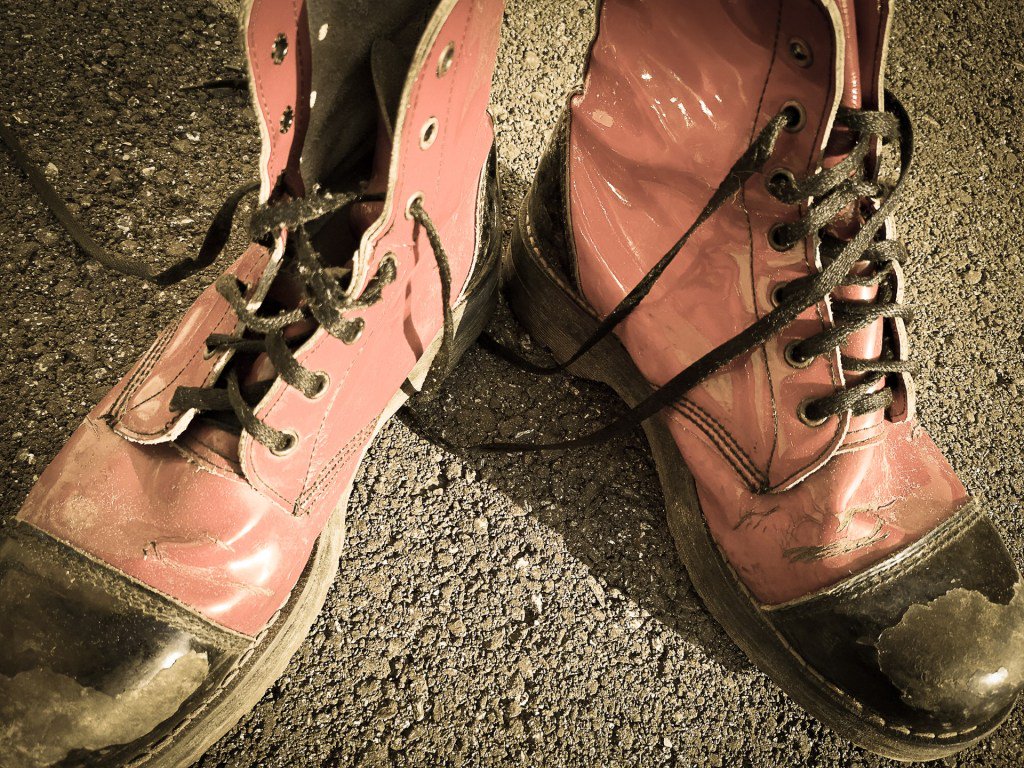 SoundRehabAT's tweet photo. “Same Shoes”, I Am Kloot https://t.co/Axrjxm491n https://t.co/UNa8rZ28lO