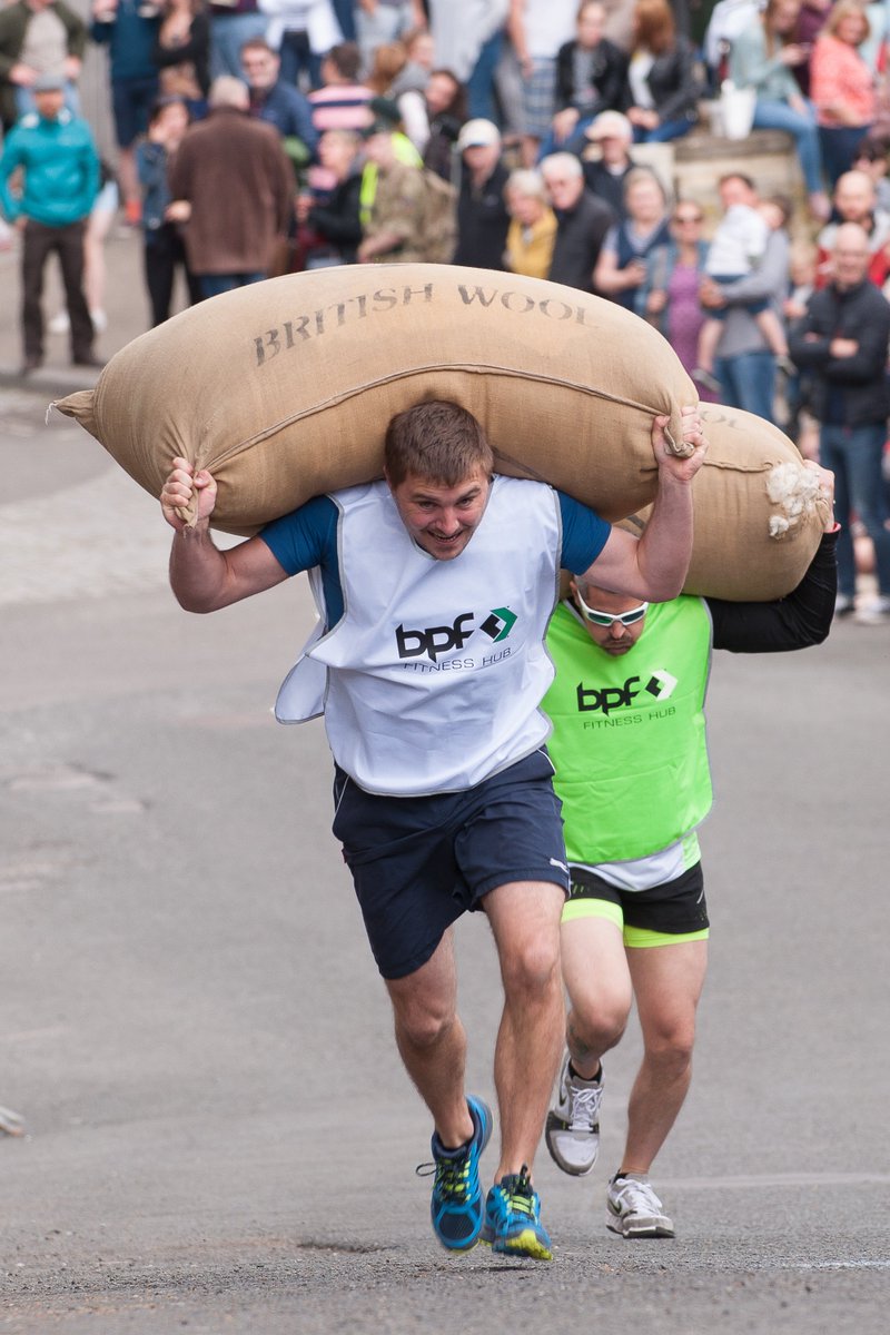 tetburywoolsack's tweet photo. We hope our mighty competitors have recovered after their #Woolsack efforts on Monday!! Here's a few more pics #Tetburywoolsackraces 🏆🏅🏃‍♀️🏃‍♂️🐑 https://t.co/Y3X7qk0aK9