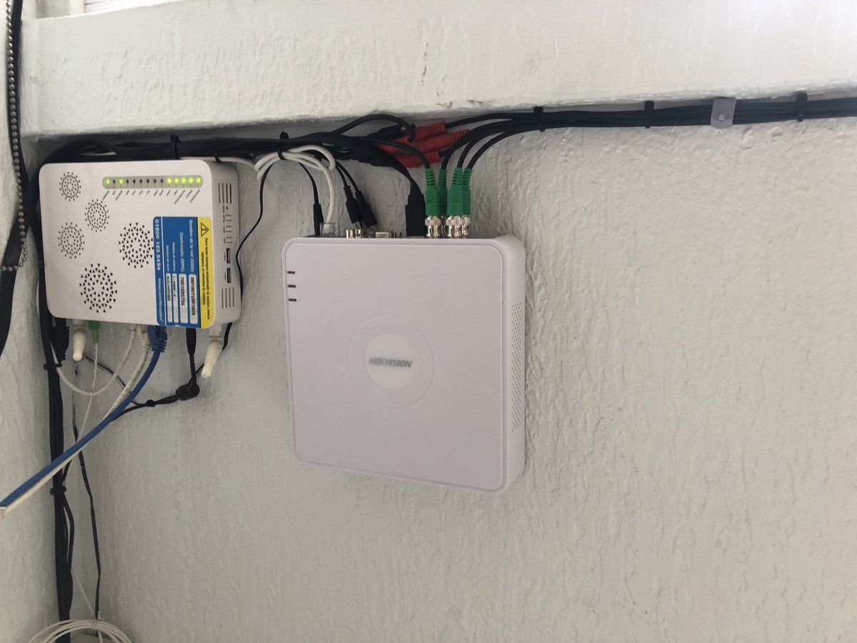MyControl_Home's tweet image. Amigos @En_laDelValle tenemos servicio de sistemas de seguridad para casas, departamentos, oficinas, negocios y Airb&amp;amp;b de acuerdo a sus necesidades!!!!