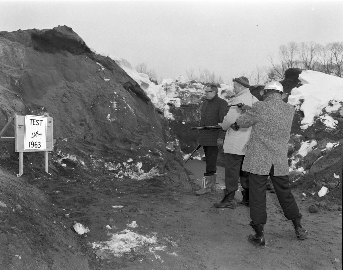 MaineDOT1's tweet photo. At MaineDOT, we like to say “we’re not your grandfather’s DOT anymore!” Well, here are a few pictures to prove it! Yes, this is one way they used to test signs. No, we don’t test signs this way anymore! #TBT https://t.co/P7YP4nAHES