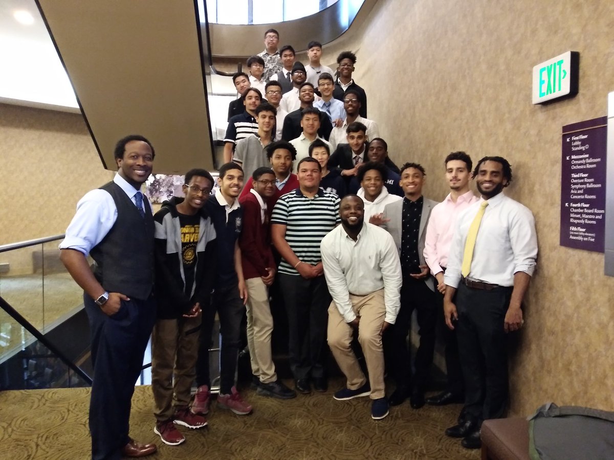 Thank you so much to @PhillyFutures for the privilege of speaking to the amazing students in the Young Men Initiative. It meant the world to me to share my story, and I hope it was encouraging 🙂.