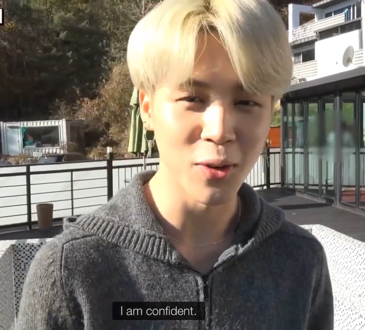 piedpiperjimin_'s tweet photo. Jimin saying he is confident about acting ��� Actor Jimin rise 🗣️ https://t.co/jg6UlJginD