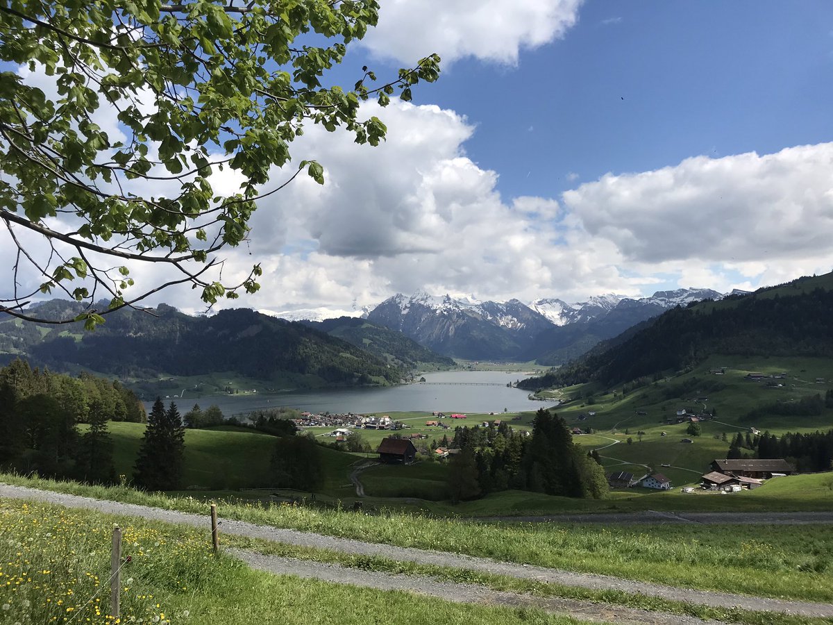 #Auffahrt in Einsiedeln - Besuch im Kloster umd Wandern im der Umgebung <a href="/AbteiEinsiedeln/">Kloster Einsiedeln</a>