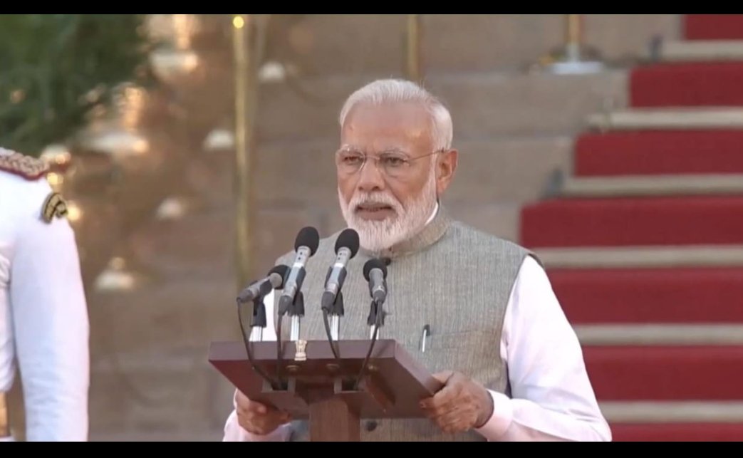 ParasChaplot's tweet image. पूरे हिंदुस्तान को बधाई हो।।
जय हिंद
जय भारत
🇮🇳🇮🇳🇮🇳