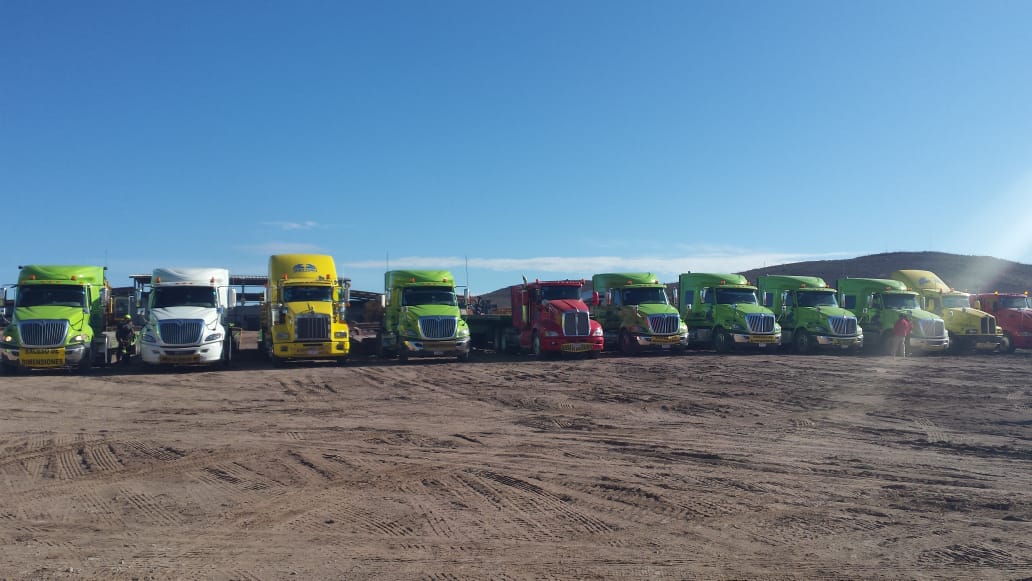 TIBAmx's tweet photo. En este proyecto de carga sobredimensionada nos encargamos de toda la operación, desde el transporte, aduanas, maniobras en puerto, consolidación a Mafi, seguro internacional, flete marítimo, hasta los gastos en destino. https://t.co/5PBeskOf1L