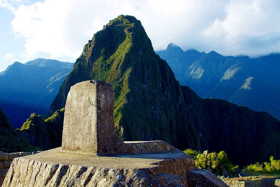 Turiweb1's tweet photo. #MachuPicchu: fijan nuevos horarios para #Intihuatana y templos del Sol y del Cóndor. Lee la nota aquí: https://t.co/NrvFC8kffS https://t.co/oU7xf0bLiT