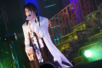 櫻井敦司の若い頃が美しすぎる 現在と昔のイケメン画像を比較