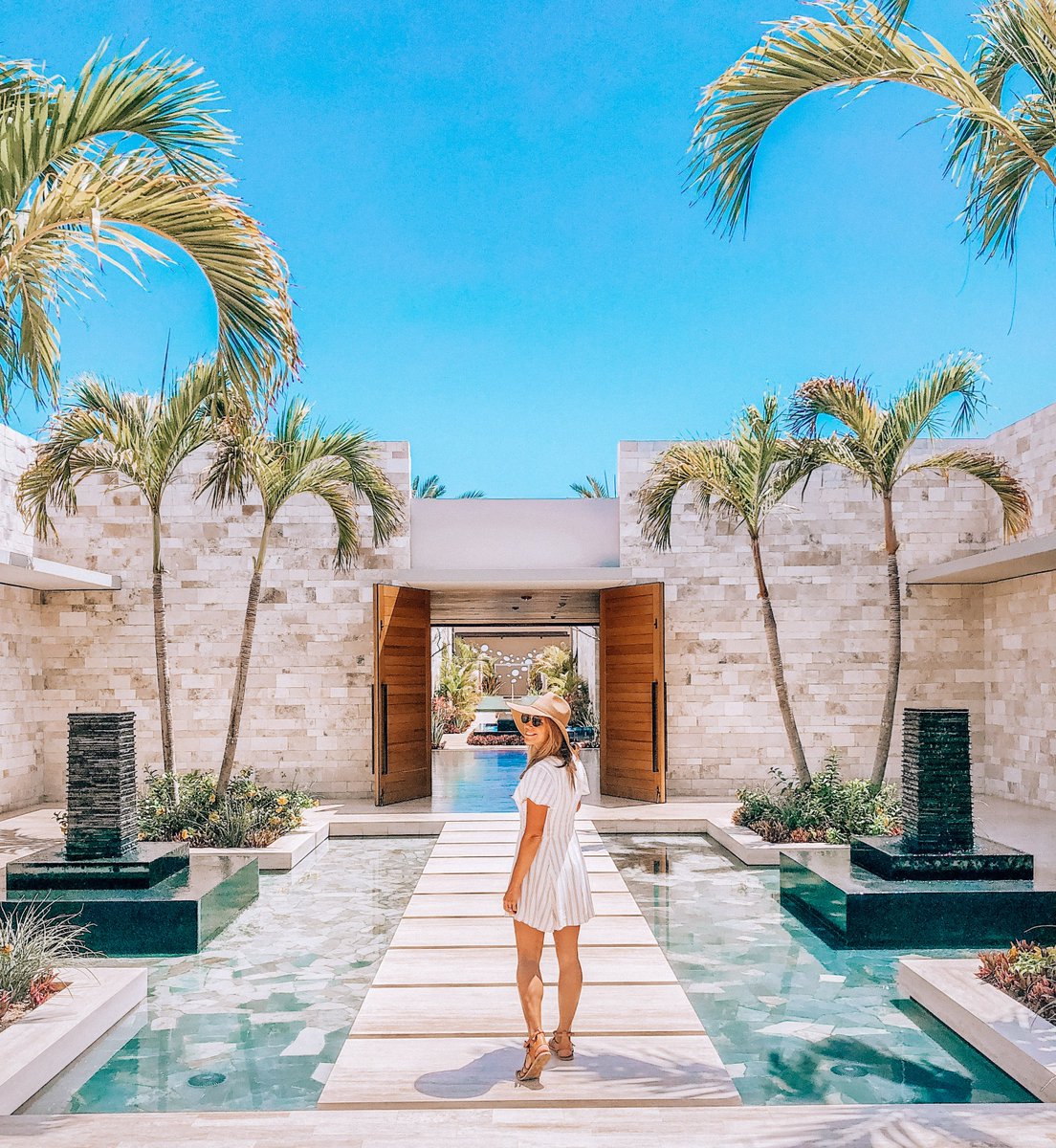 Spa Montage offers experiences aimed at improving guests’ overall well-being and inspired by the ocean, desert, and local Baja traditions. 

📷 <a href="/kelleyferro/">Kelley Ferro</a>   

#MontageLosCabos