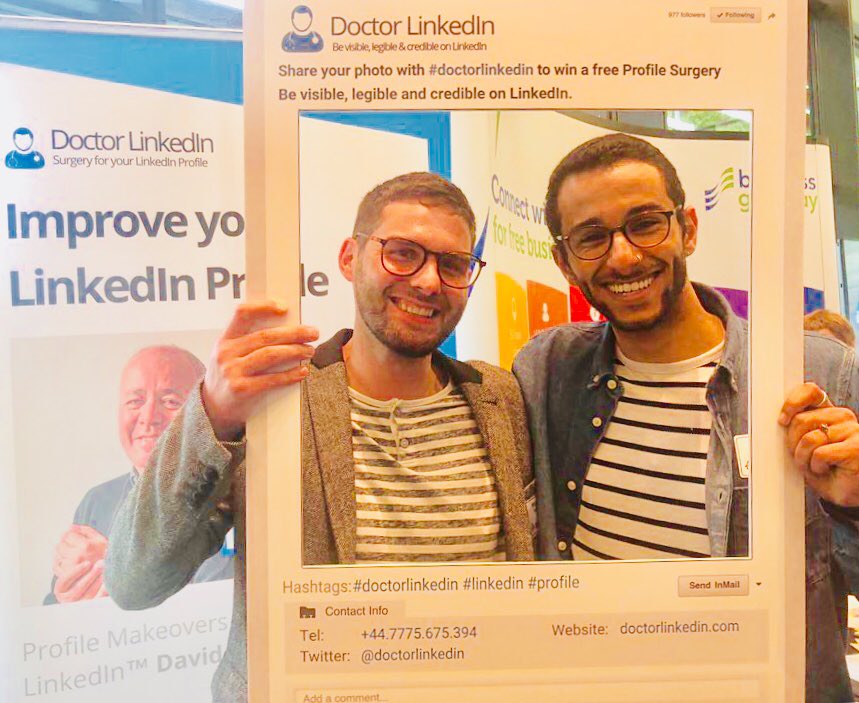 Great to catch up with my fellow #BusDev &amp; stripe enthusiast Moh from <a href="/FutureXGlobal/">FutureX</a> at <a href="/ScottishEDGE/">Scottish EDGE</a> #Edge14 at the @DoctorLinkedIn booth.
