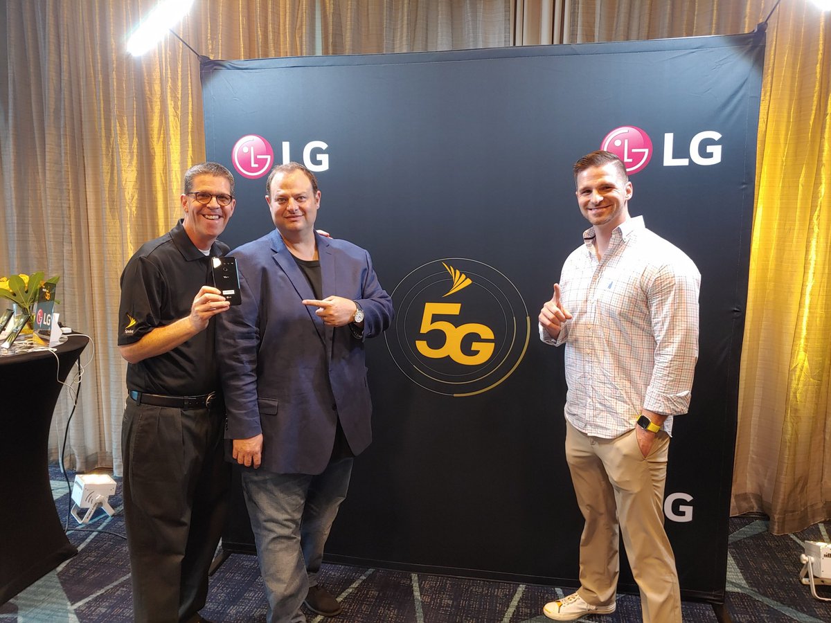 @Sprint #5GForAll True Mobile 5G! This is huge for innovation! Ton of excitement at this launch event! 5x FASTER Average speeds and up to 1GB peak data speeds! #Houston #Atlanta #Dallas #Fortworth