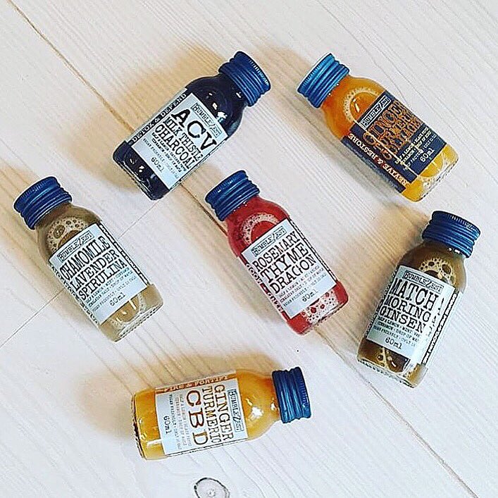BumbleZest's tweet photo. Which one of these little beauties are you in the mood for?
Photo credit @reformphysio ♥️
#collagenshot #cbddrinks #acv #turmericshot #gingershot #booster #rosemary #matchashot #charcoal #moringa #immuneboosting https://t.co/2Oa6cg6M85