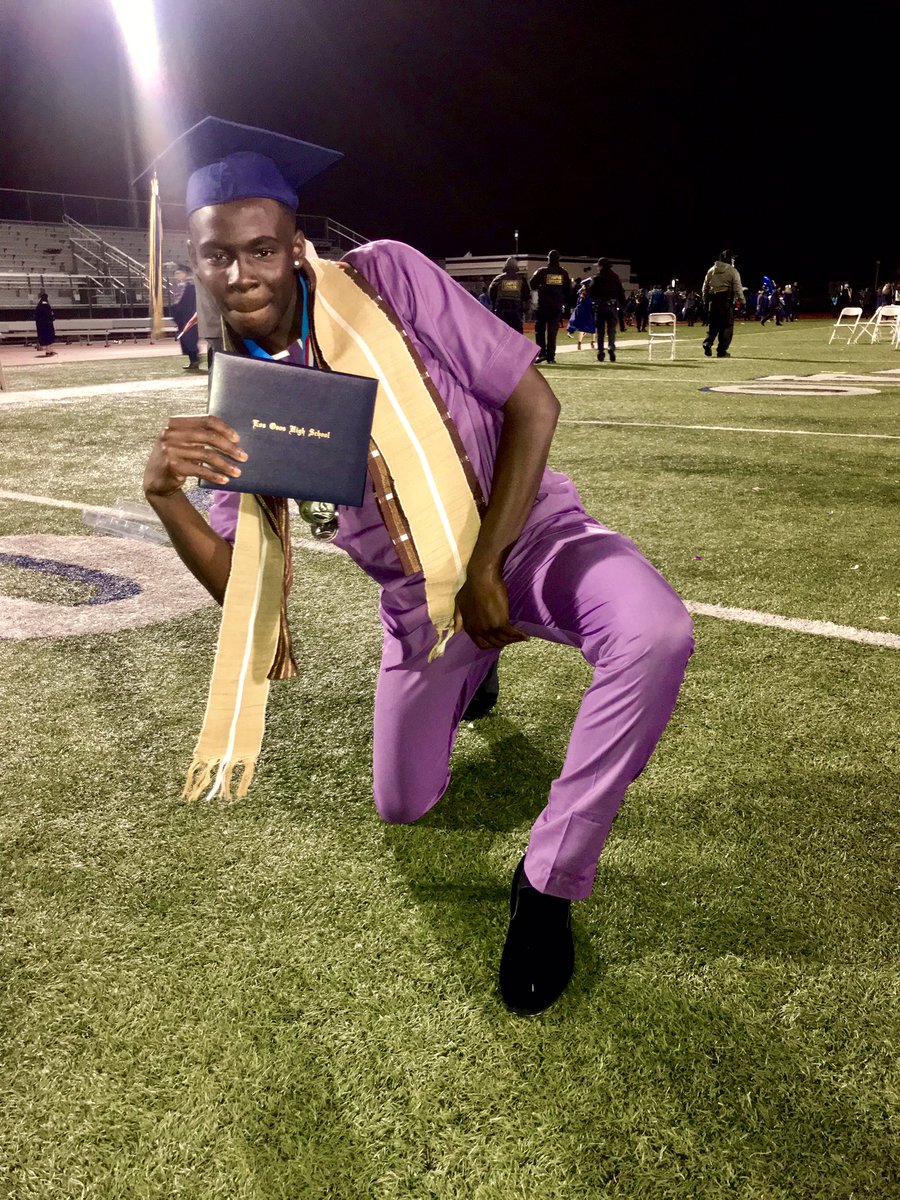 adegoke_tobi's tweet image. #TTGOG🙏🏿Graduation➡️State Meet. Fighting through an injury at your most crucial times is one of the hardest things I’ve experienced. Although state didn’t go exactly as planned, still ended up CA#9 in Long Jump, CA#5 in Hurdles,&amp;amp;CIF Champ! #commitmentcomingsoon