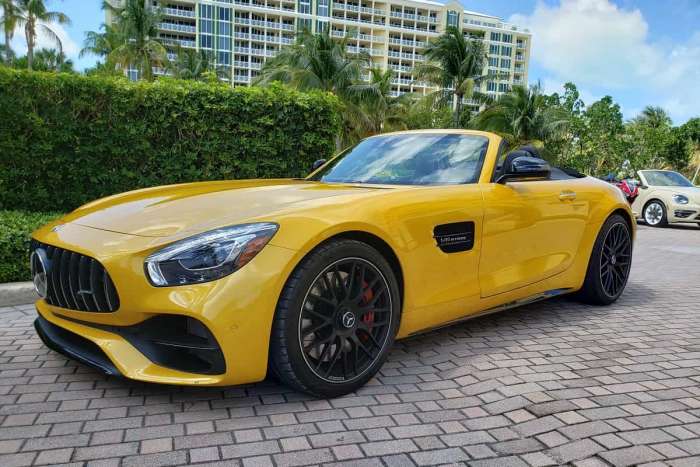 Haartz's tweet photo. With a color like a South Florida afternoon and handling that hugged the Miami motorways, it's no surprise the @MercedesAMG GT-C Roadster took home the Best Overall Convertible award at @SAMAMiami's #ToplessInMiami event.
From our friend @JohnGoreham: https://t.co/ITV9dkB9rZ https://t.co/WHTEEZRnjG