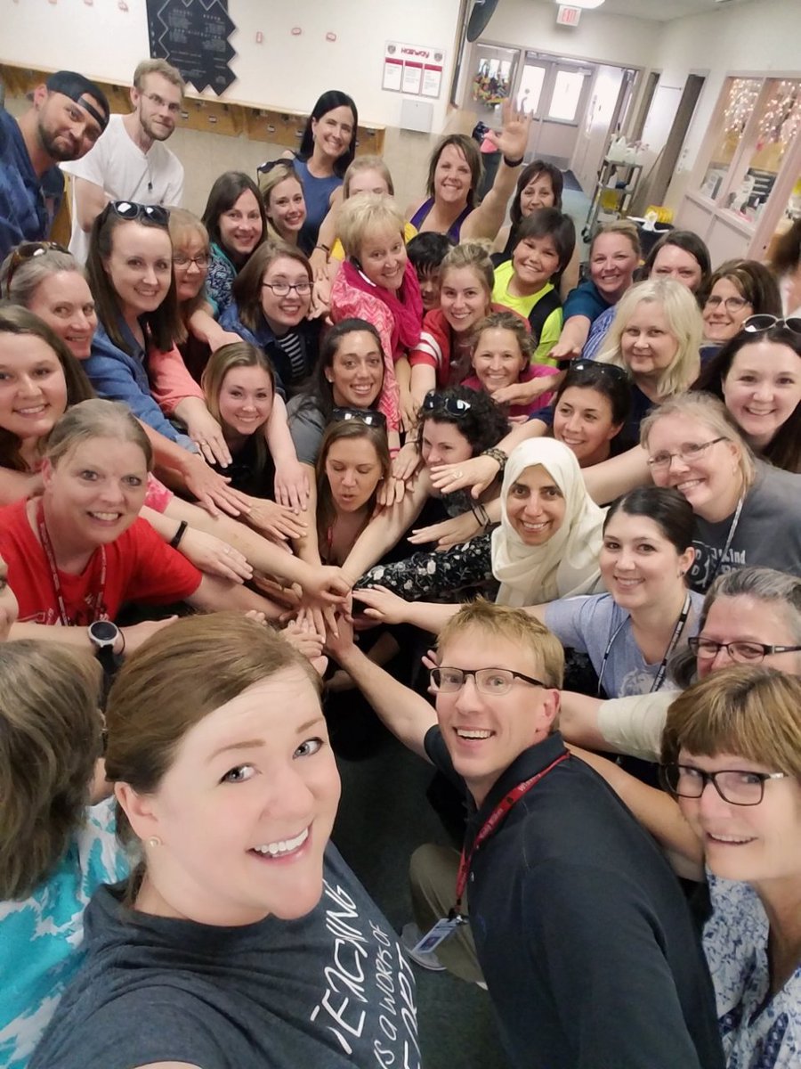 UND Professional Development for Educators (und_PDE) Twitter