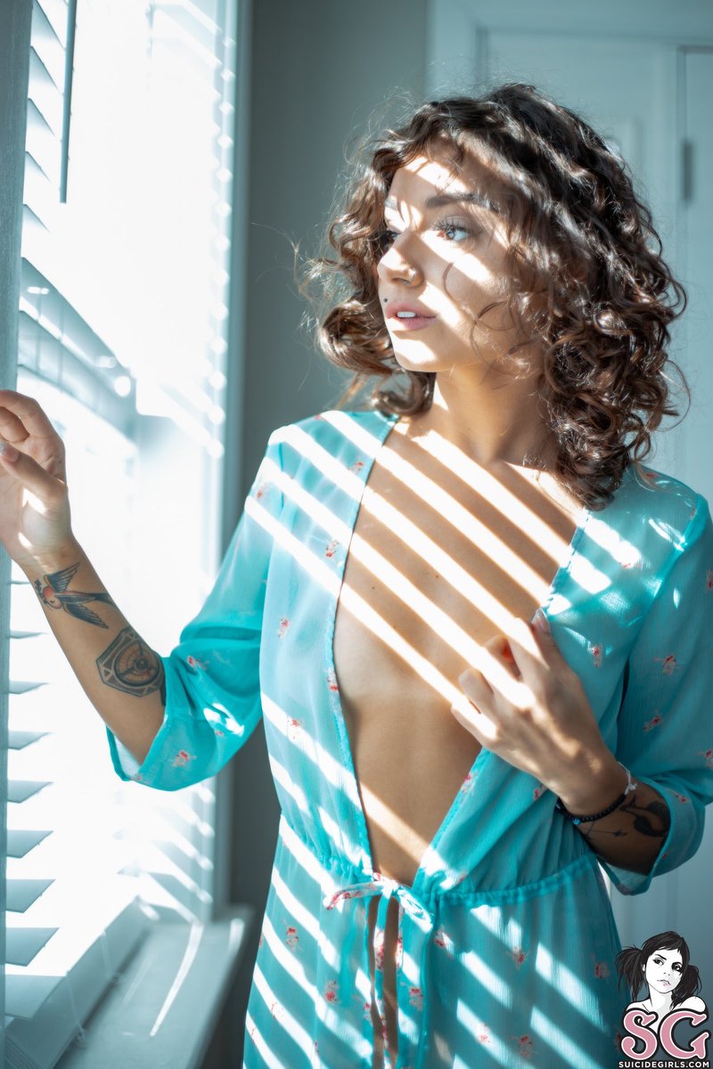 Catarina suicide girl