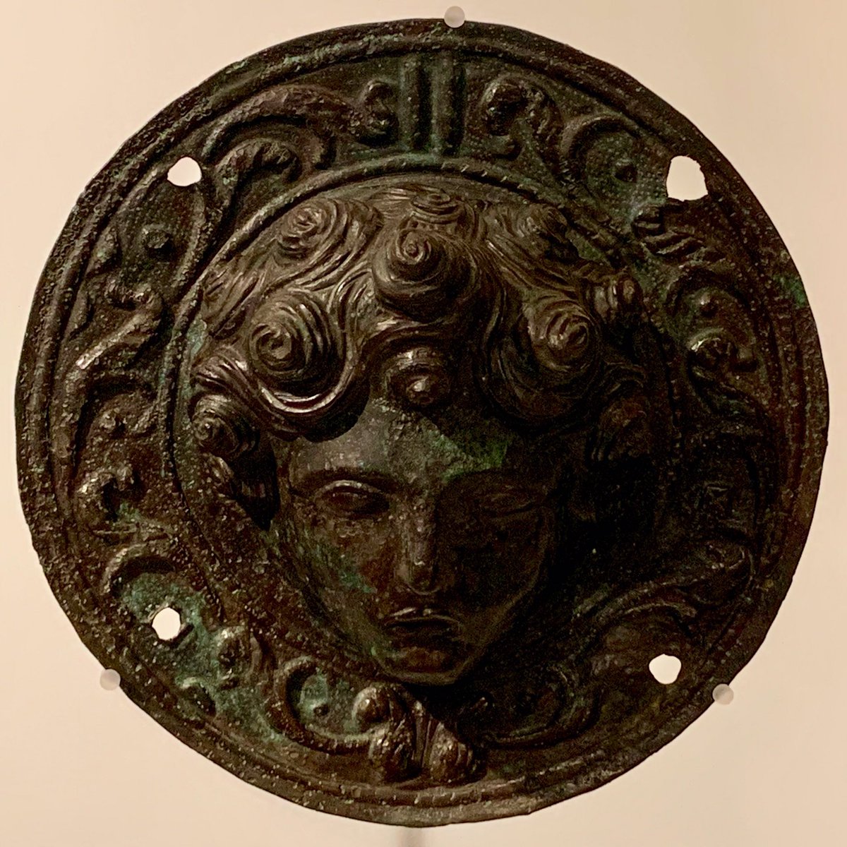 KPW1453's tweet photo. Roman shield boss from the excellent Roman Frontier Gallery at Tullie House Museum and Art Gallery in Carlisle. Late 1st century in date, it was possibly part of a set of parade armour. @TullieHouse @SaveRome #Roman https://t.co/vaMrg1E5Ny