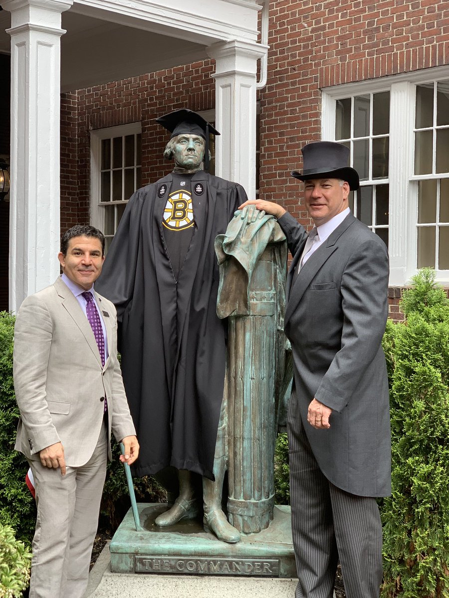 PeterKoutoujian's tweet photo. As always, nice to end my @harvardcommence at the @SCommanderHotel! Our first President (and @NHLBruins fan) wishes you a very happy #CommanderGrad! #Harvard19 https://t.co/oGyO4B9pbQ