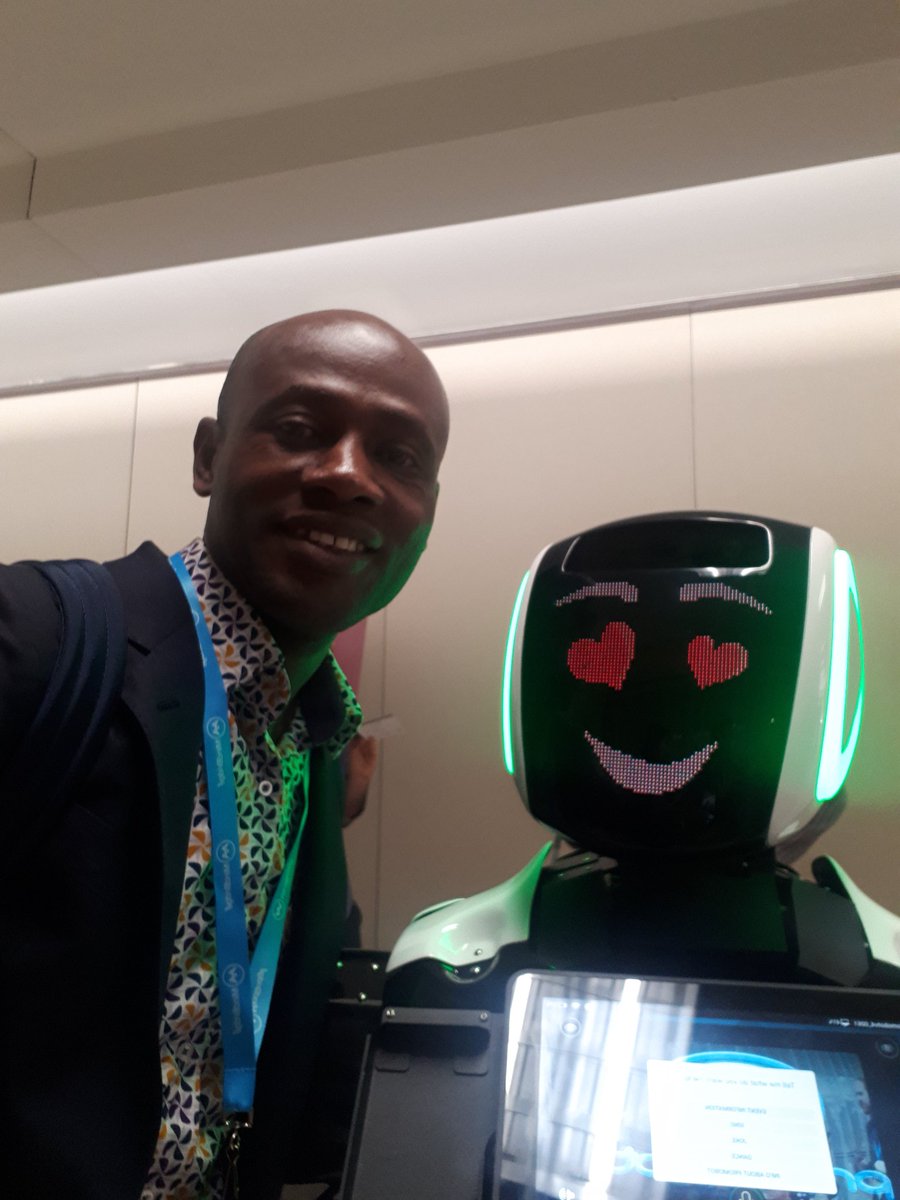 ProfXtian's tweet image. Holla to #Promobot at #IMPACTAI2019 @Impact_AIConf