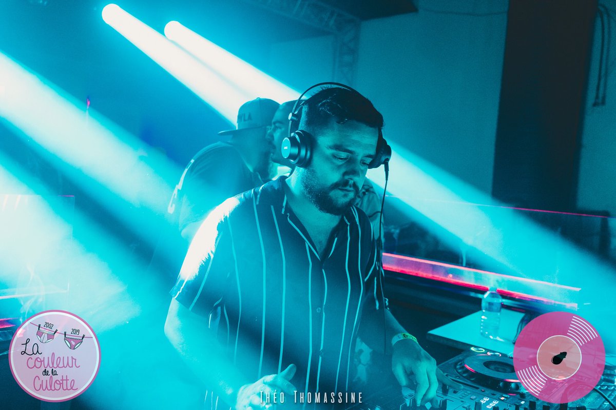 couleurrecords's tweet photo. 📸 LABEL PARTY (part2)📸 w/ @kroonermusic @AlexVanDiel @iampokeyz @gaba_music @Tonajha_Klab et @Thomaspasko à l’@OpiumClub31 🔥 🧼💦 Attention à la mousse ! #lacouleurrecords #opiumclub #toulouse #LabelParty https://t.co/kU7f6aDcql