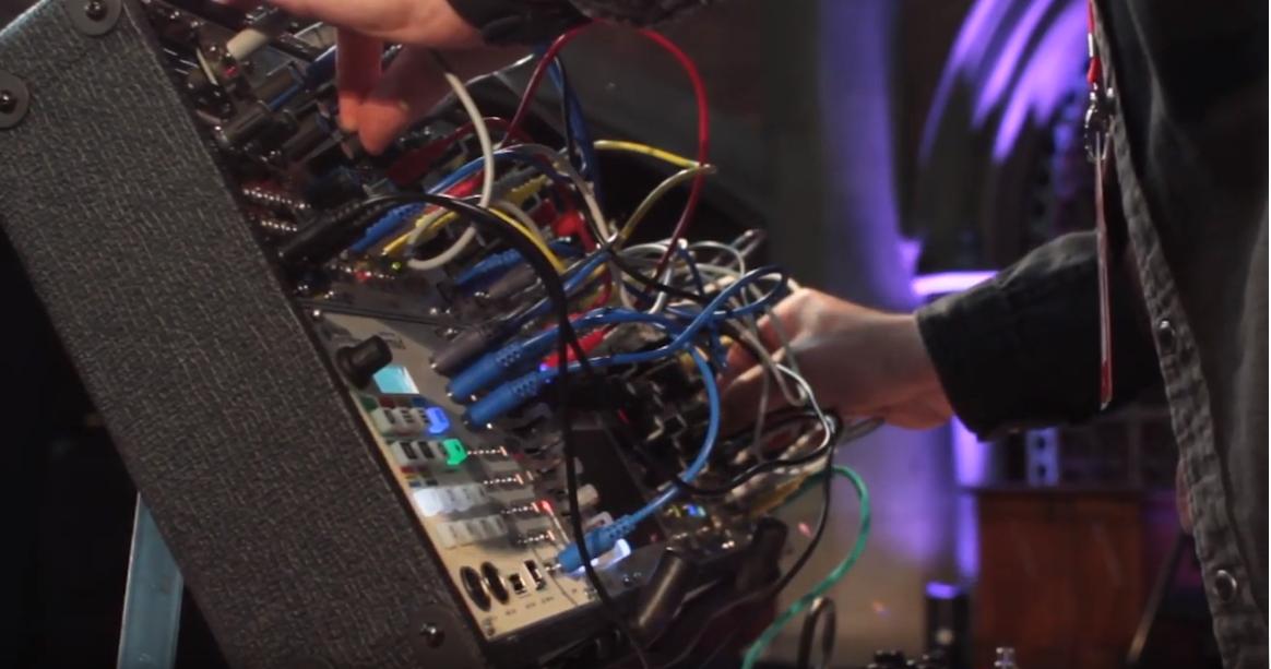 badtimingnights's tweet photo. Now added as support for @OutlandsNetwork #FRACTUREPATTERNS @CambJunction is @23hangingtrees 'shimmering drones, hissing loops, and subaquatic harmonics' Tues 18th June
Tickets £9 inc fees >>> https://t.co/M1GFYXk3fJ https://t.co/6hIOnYYUhu