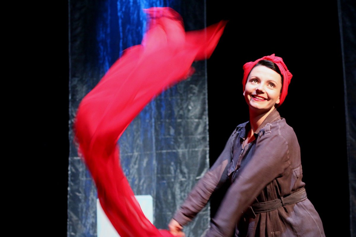 Remember to get your tickets for The Woman is Present in Rathfarnham Castle in August. Guest speakers Clodagh Finn and John Morgan will join our post-show discussion on women in history and gender equality today! Book here: buff.ly/2J6AsjJ
<a href="/FinnClodagh/">Clodagh Finn, now on Instagram</a> <a href="/HerstoryIreland/">HerstoryIreland</a>