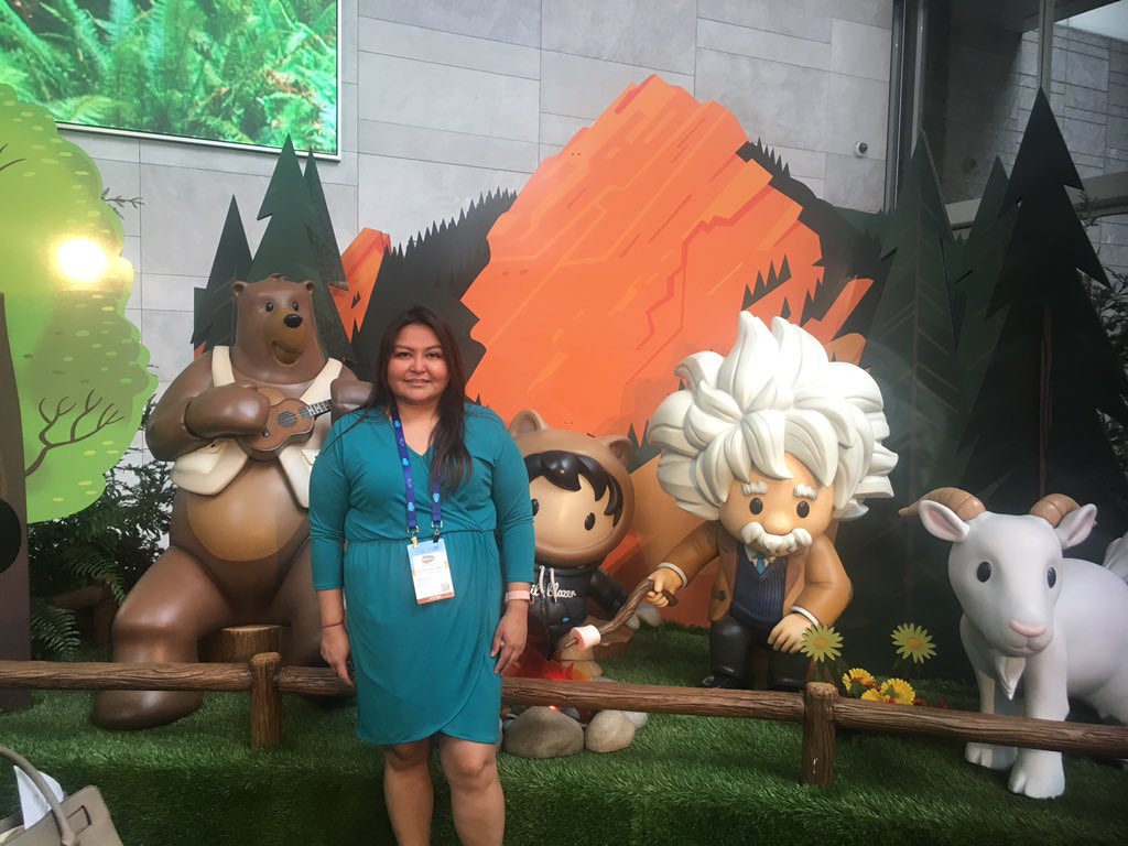 Kmaj_123's tweet image. Good morning from the 100DaysofTrailhead Meeting and Celebration with @WITDEVS at the @salesforce tower east. #WITDEVS #TDX19 @PepUPTech #PepUpTech