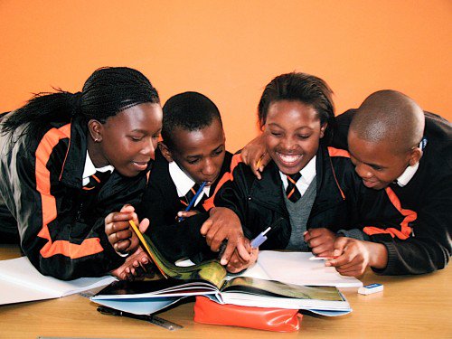 Adote_Adouayi's tweet photo. #School is a place where #minds are shaped, belief systems are formed, #characters are built, #values are communicated. 
We must then make sure right #Knowledge is communicated the right way by the right persons at the right time. 
 #Africa #teach #smart_edu @WISE_Tweets https://t.co/UPUzaE9dvH