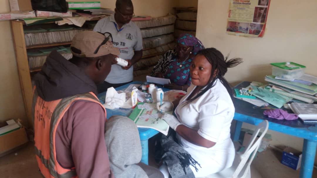 KD_SPHCDA's tweet photo. #MNCH at Tundun Jukum health clinic in Zaria LGA @KD_SPHCDA @elrufai @eochigboudeh @NphcdaNG @Fmohnigeria @WHONigeria @drfaisalshuaib @cihp_ng https://t.co/z2DNtzRyN3