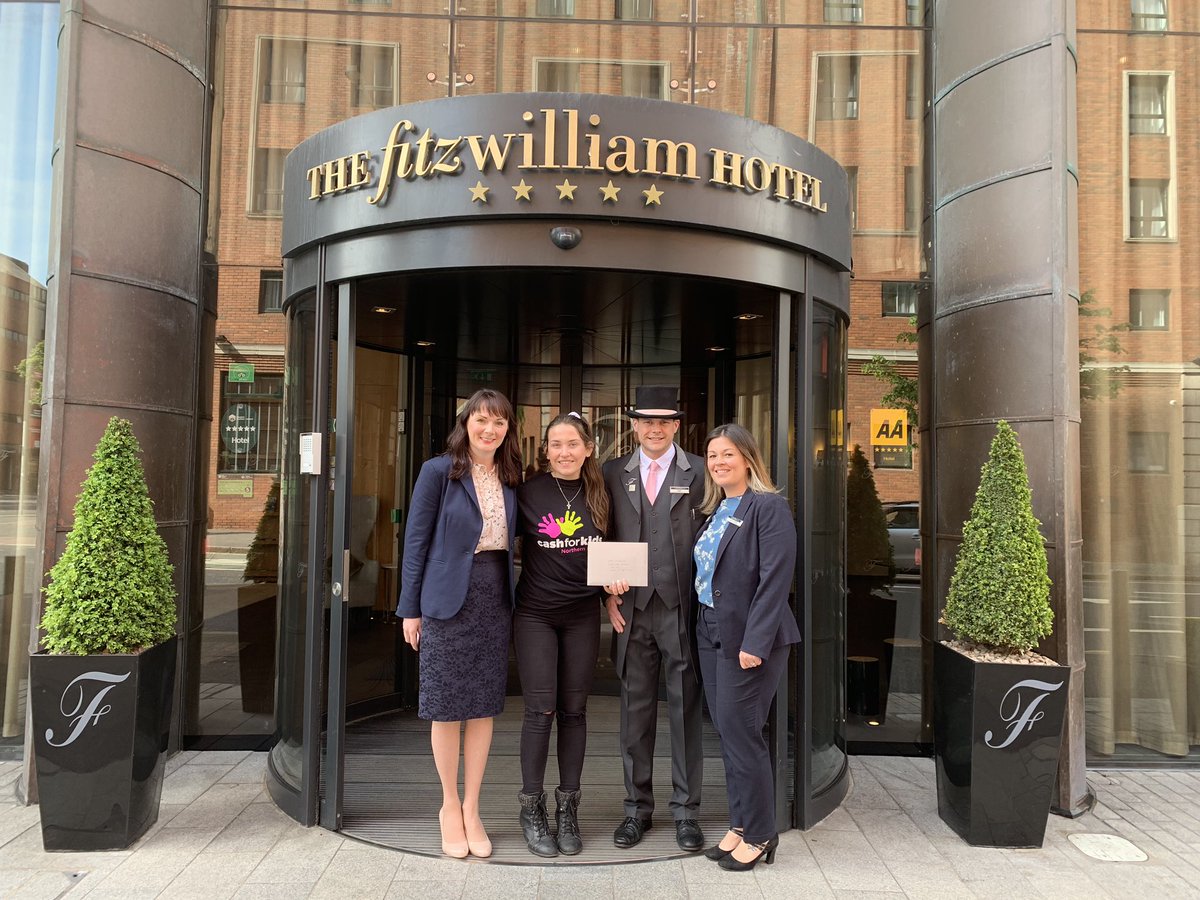 FitzwilliamBEL's tweet photo. Janine, Liam &amp; Lauren were thrilled to make a donation to the @coolfm @CashforKidsNI #Megavan 

All money raised will go towards Cash For Kids Day, which this year is in aid of Mental Health Services for children &amp; young people in NI!

#CashForKidsNI #CoolFM #Megavan https://t.co/HEFnfb2BoN