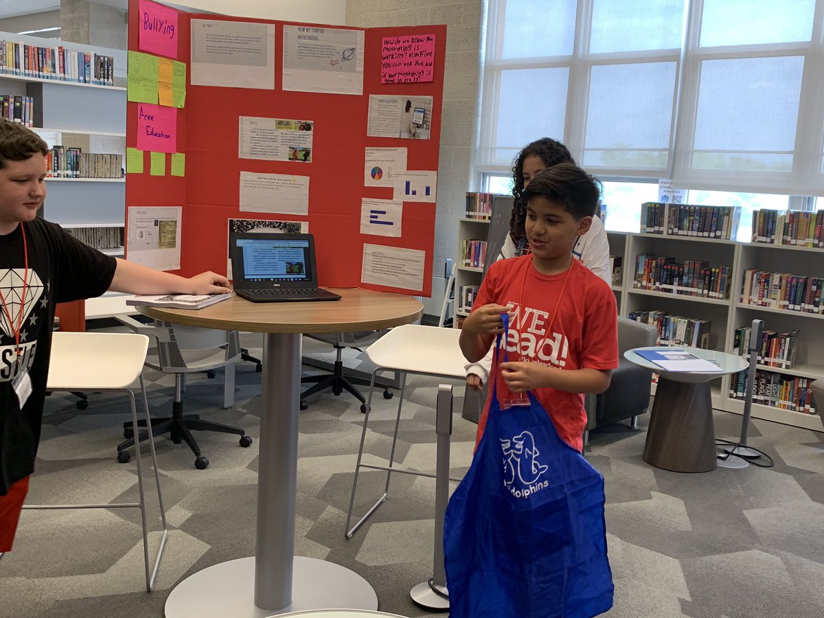 RoselynnRosy's tweet photo. Up next, our second Dolphins with a Porpoise group is presenting #kidsleadcsd #cddolphins #PowerIfWeCSD https://t.co/LYYjpozY3p