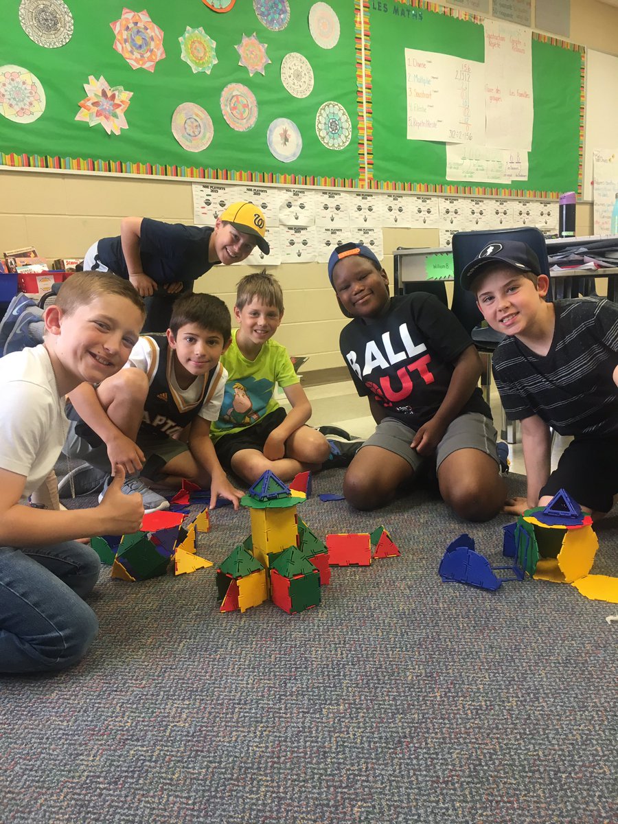 MlleLubert's tweet photo. Reviewing 3D shapes was a hit! https://t.co/5YNYArTNTM