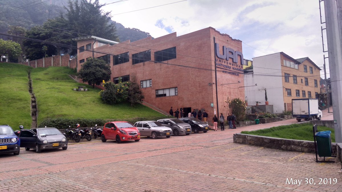 filiporviz's tweet photo. #CoCo2019 Cosmología en Colombia, desde Bogotá.
@CERN https://t.co/Ma1DUyfAq3