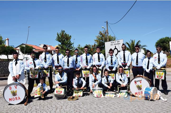 bvmora's tweet photo. No dia 25 de Maio a Fanfarra dos Bombeiros Voluntários de Mora participaram no 40° Aniversário da Associação Humanitária dos Bombeiros Voluntários de Avis. https://t.co/JHTOeAuPn7