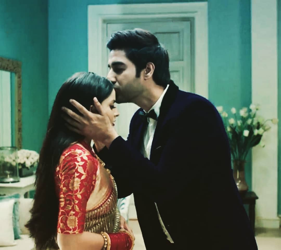shrenufan_tamil's tweet photo. Lovely JanRuv @shrenuparikh11 @IshaanSManhas #ShrenuParikh #JanhviMittal #IshaanSinghManhas #DhruvMittal #JanRuv #EkBhramSarvagunSampanna #awesomeandbeautiful #adorabletogether #lovely https://t.co/0qLofMtKRh