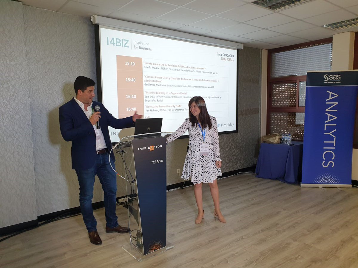 IZERTIS's tweet photo. Hoy @SheilaMendez, Directora de Transformación Digital e Innovación de Izertis, ha explicado cómo poner en marcha la oficina del CDO en el InspirAItion Day que ha organizado @SASEspana .
#inspiday #transformacióndigital https://t.co/wTuFKRiwFu