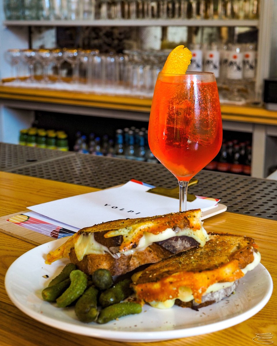 elscouse's tweet image. Già aperto @v_o_l_p_i