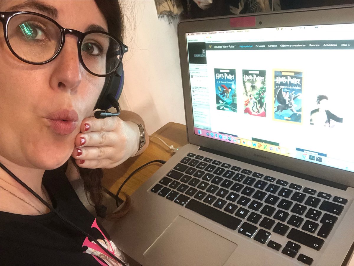 MariaPSoroa's tweet photo. Mágico proyecto del grupo 3 de #ComandoD #NarrativaDigital #HarryPotter ⚡️🤓 https://t.co/U43wVoEpA8