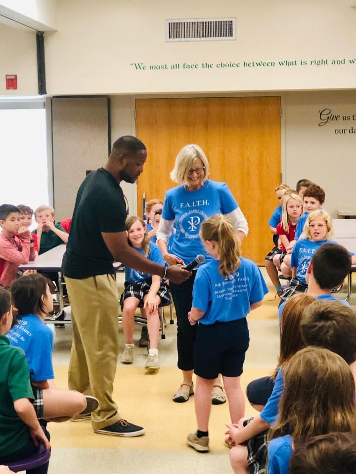 MrMiley_SPX's tweet photo. The students loved hearing from Nick Jackson from I Am Speak Love on Tuesday. @SPX7200 @iamspeaklove #SPXIndy https://t.co/RGkMdgRZ5m