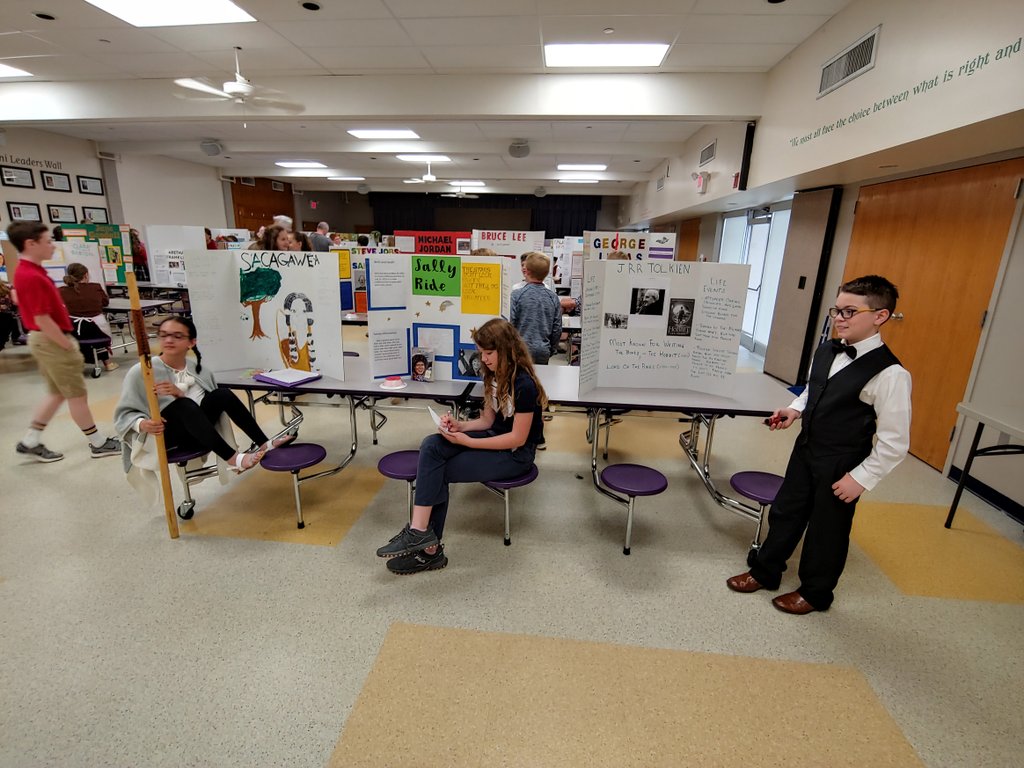 MrMiley_SPX's tweet photo. 5th Grade did an amazing job on their Wax Museum presentations!! @SPX7200 #SPXIndy https://t.co/W3B1EvYn5z